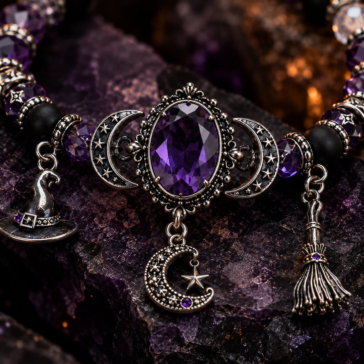 Mysteria™ Mystisches Armband mit violettem Kristall und Mond Anhängern