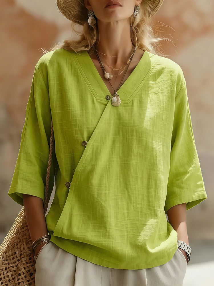 Marelia™ Asymmetrische Leinenbluse mit V Ausschnitt und Knopfdetails