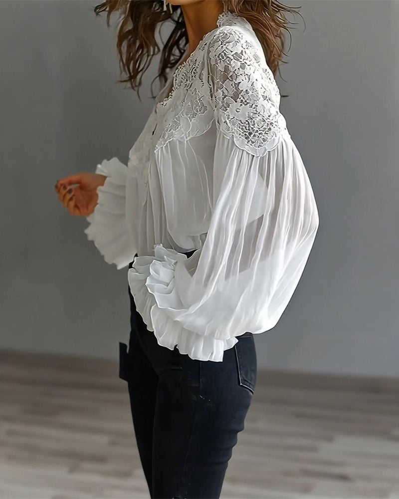 Aurelia™ - Elegante Spitzenbluse mit Patchwork-Details