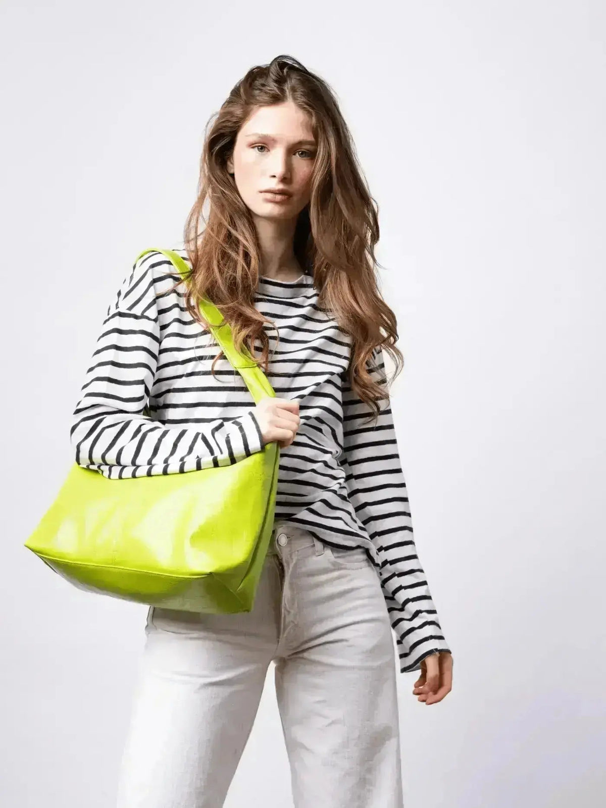 Velmira™ Elegante Vintage Tote Bag aus veganem Leder