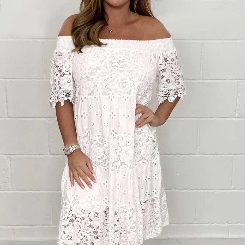 Floravie™ Schulterfreies Spitzenkleid mit ausgestelltem Rock und halblangen Ärmeln